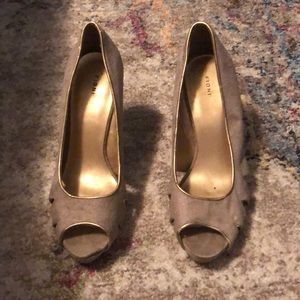 Fiona velvet taupe heels